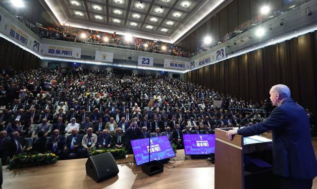 AK Parti 23 yaşında! Cumhurbaşkanı Erdoğan'ın köklü değişim mesajı törene damga vurdu 2