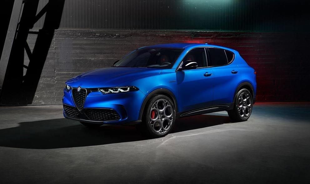 Estetik görünüm motor performansı ile üst sıraya taşındı! Alfa Romeo Tonale Türkiye satışları başladı! Uygun fiyatı ile 100 araç 15 dakikada satıldı 3