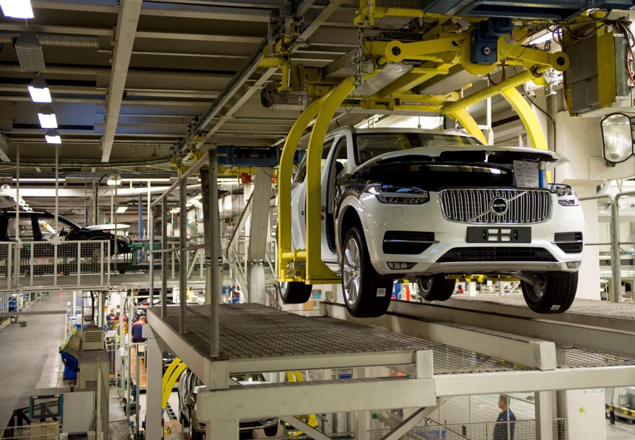 Volvo fabrikasında kepenk kapatıldı üretim durduruldu! Çip krizinin etkileri devam ediyor 3