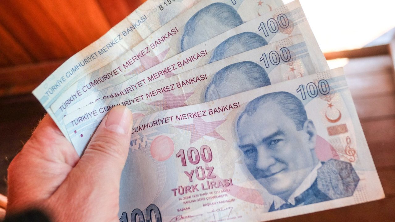 Bankalar acil koduyla duyurdu! Emekliler için son 11 gün yaptı yaptınız yoksa 7500 lira alınamayacak 2