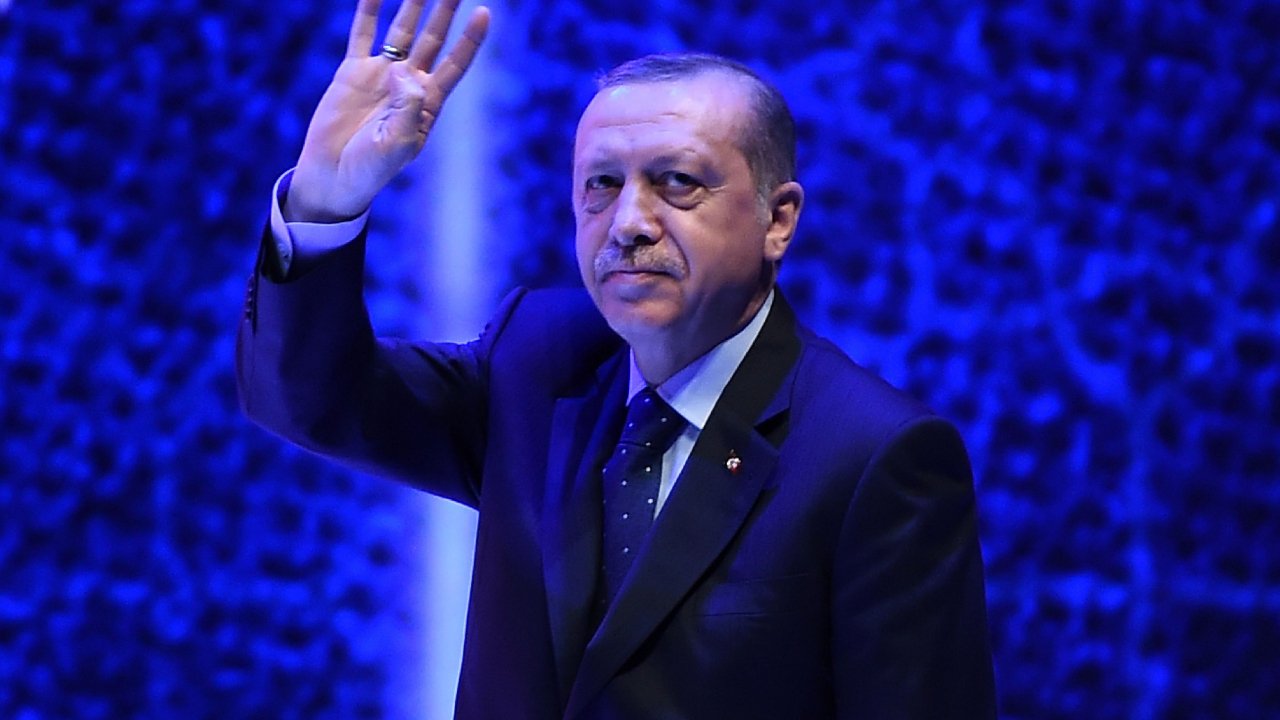 7.500 TL ve üzeri maaş alanlara müjde: Erdoğan resmen yeni maaşları duyurdu! Emeklilerin maaşlarına iyileştirme ayarı