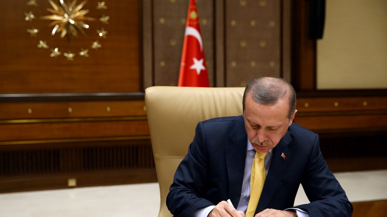 Erdoğan’dan gece yarısı kararı! Çok sayıda il ve ilçe için değiştirildi: Gece yürürlüğe girdi
