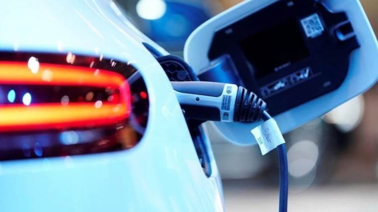Elektrikli Araçlarda Devrim: Batarya Takas Dönemi