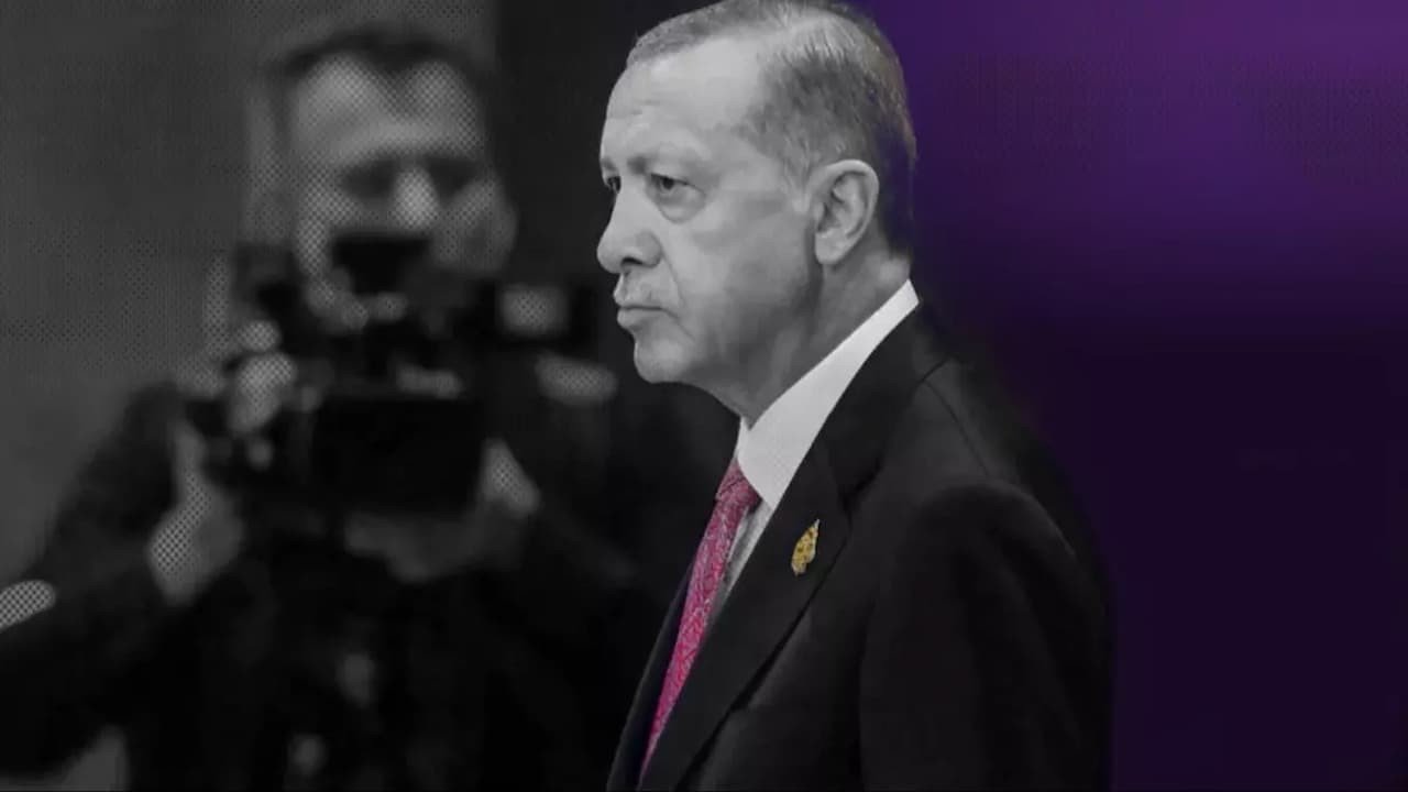Cumhurbaşkanı Erdoğan'dan Emeklilere Sürpriz İkramiye Talimatı: Ekonomi ve Siyasette Yeni Dönem