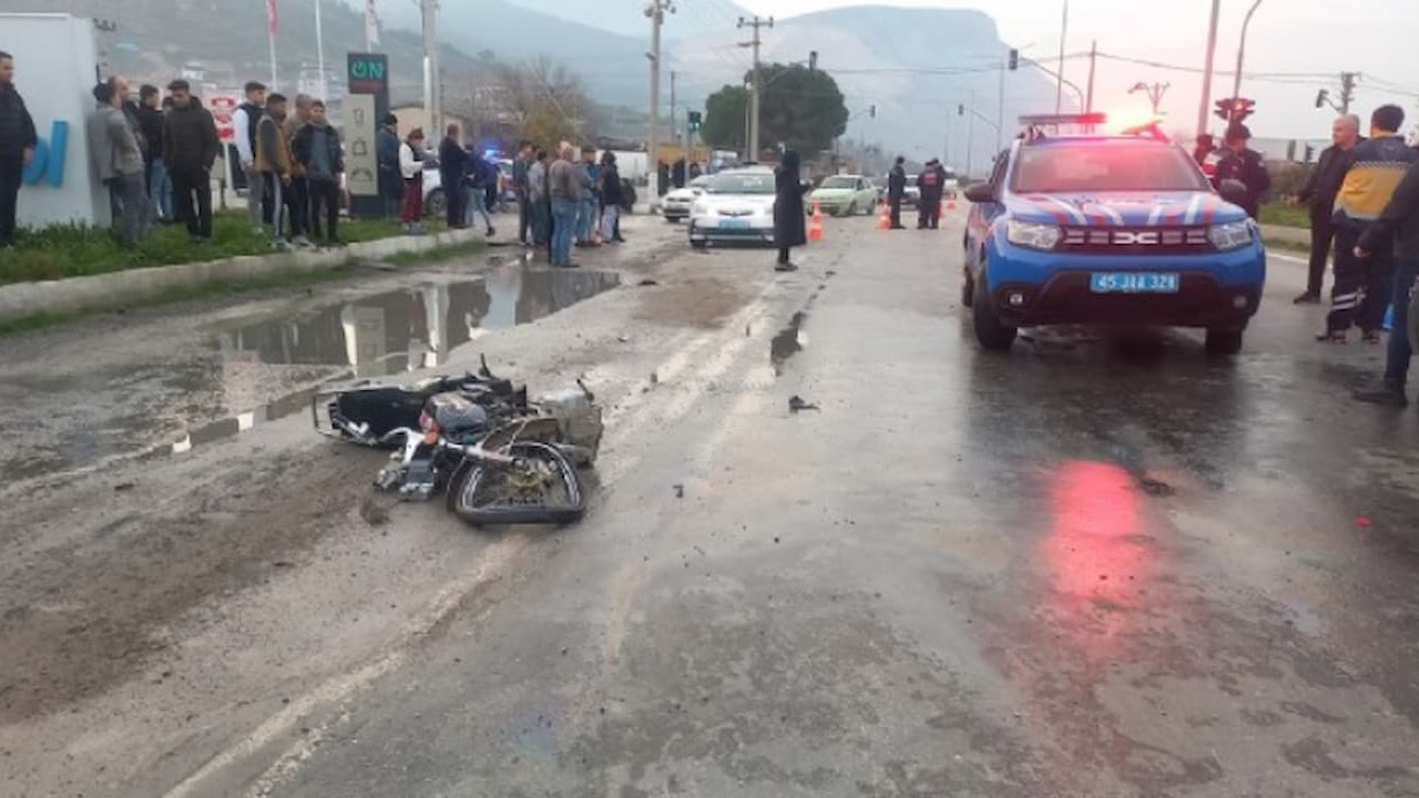 Manisa'da Trajik Trafik Kazası: Genç Motosiklet Sürücüsü Hayatını Kaybetti