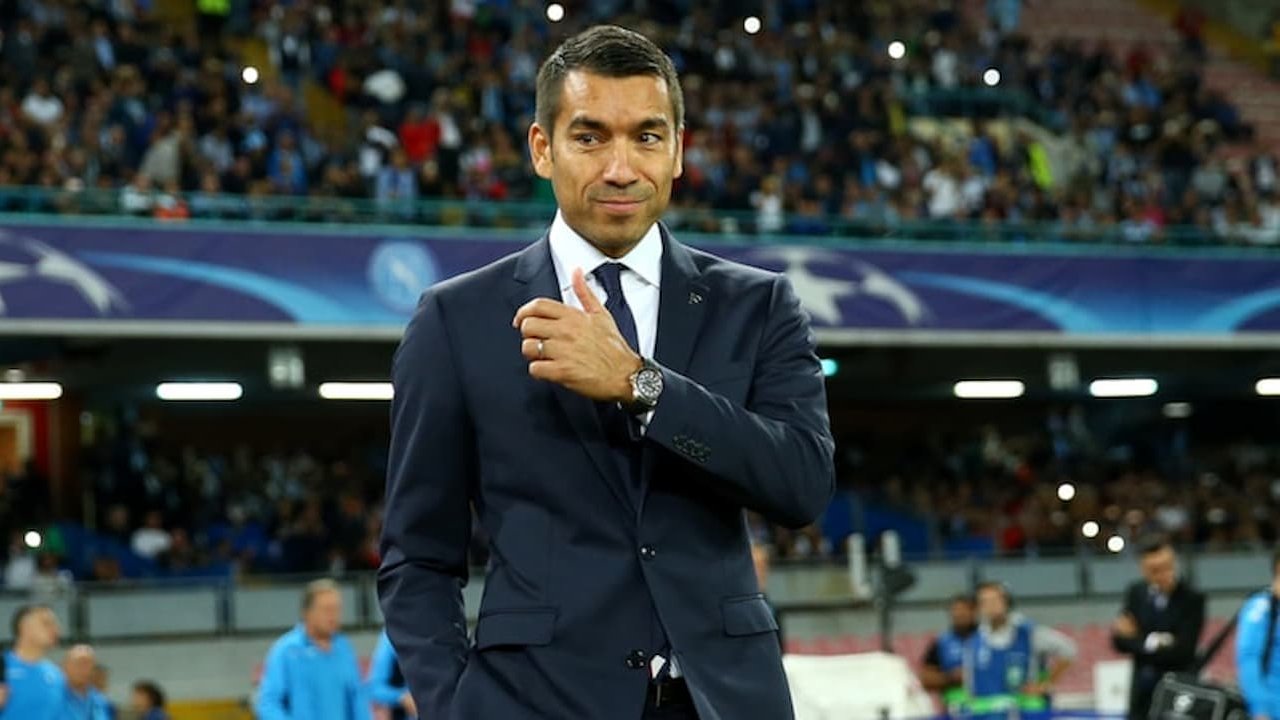 Beşiktaş'ta Yeni Bir Dönem: Giovanni van Bronckhorst ile Yol Haritası