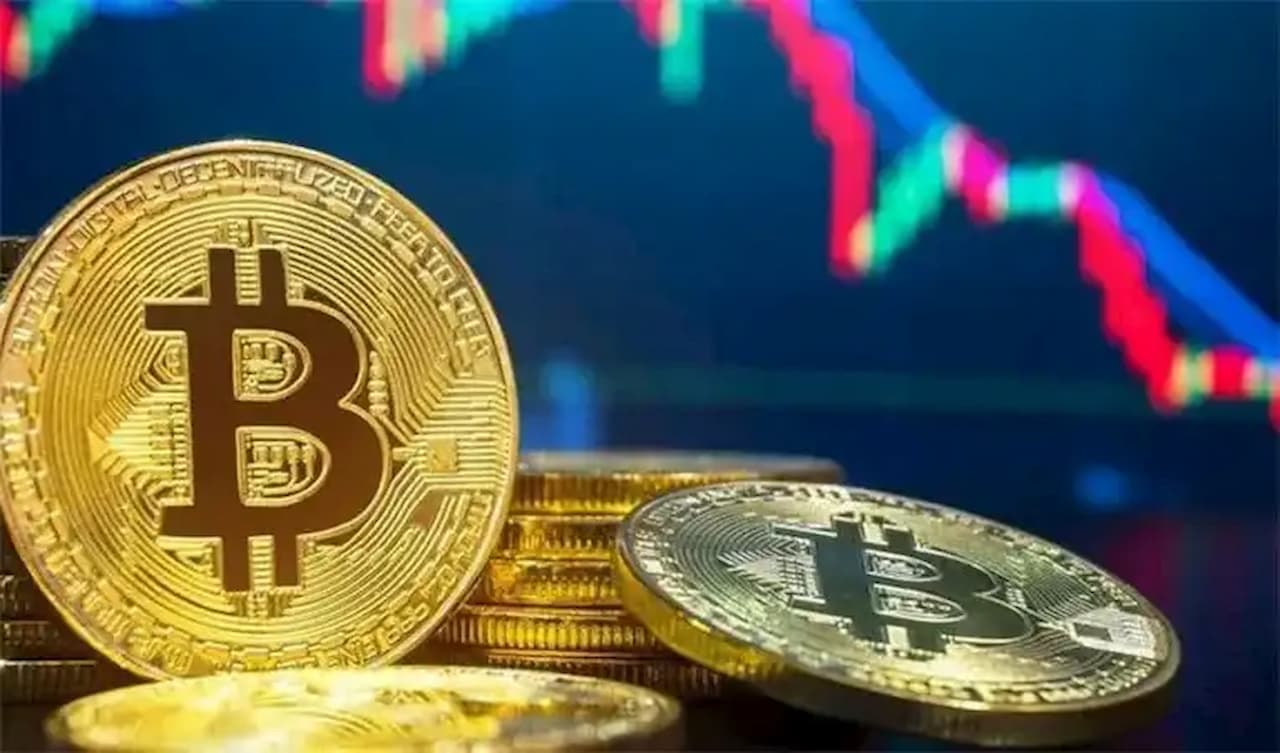 Bitcoin Fiyatı Rekor Kırarak 71 Bin Doların Üzerine Çıktı