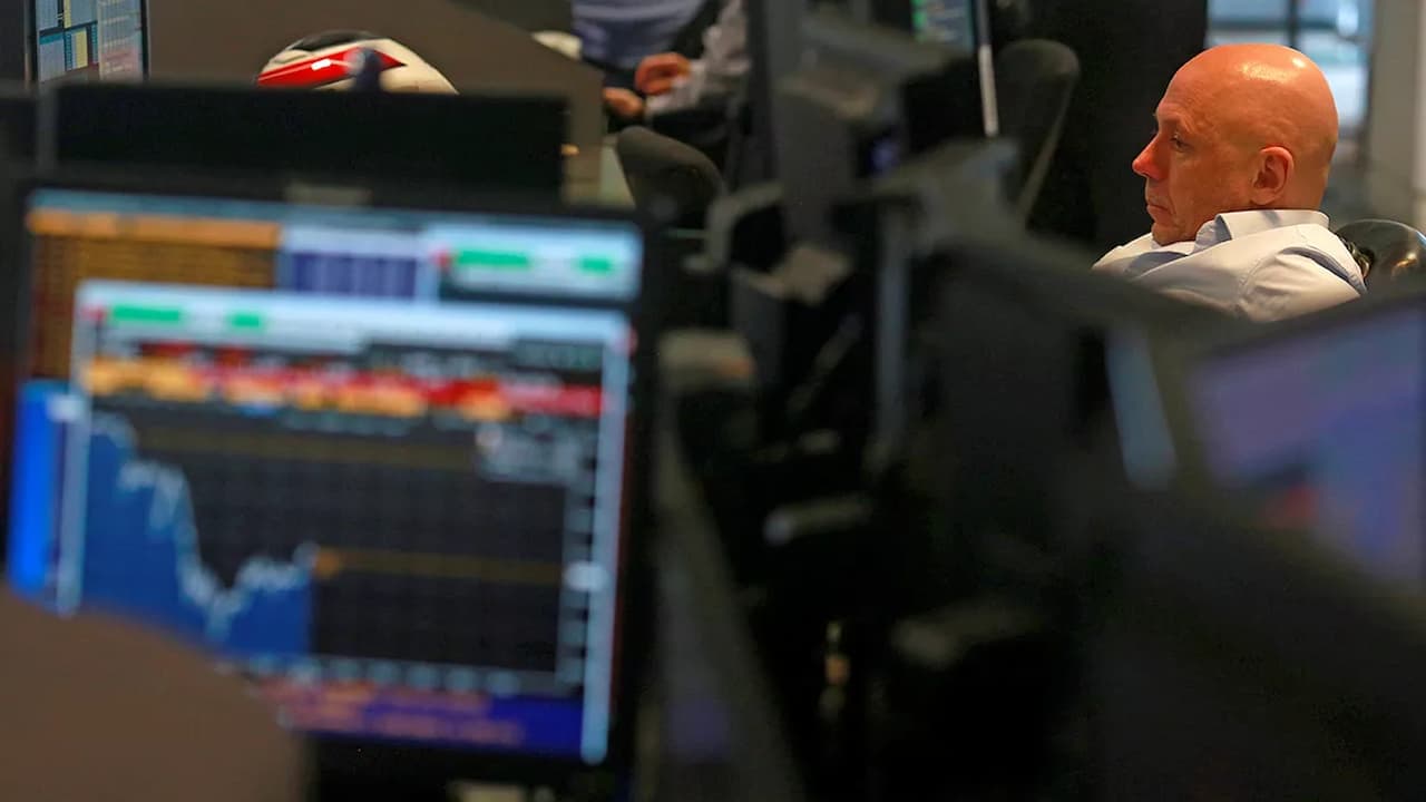 Londra Borsası'nda Rekor Kırılması: FTSE 100 Endeksi Yükselişe Geçti