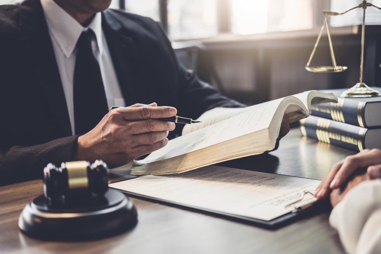 Boşanma ve Ticaret Davalarında Avukat Zorunluluğu Geliyor: Daha Adil ve Hızlı Çözümler Bekleniyor