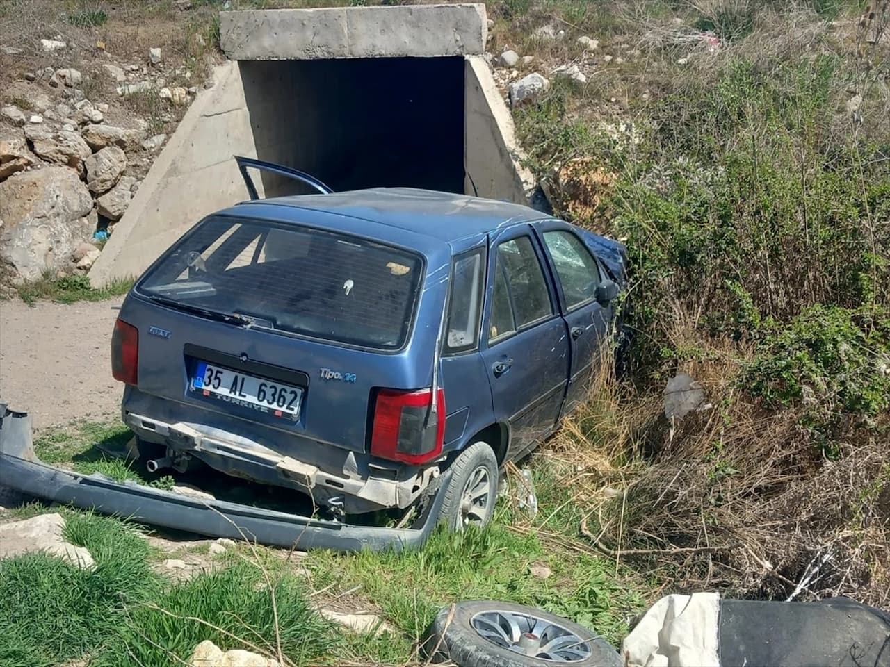 Konya Beyşehir'de Tragik Kaza: 79 Yaşındaki Sürücü Kanala Düşen Otomobilde Hayatını Kaybetti