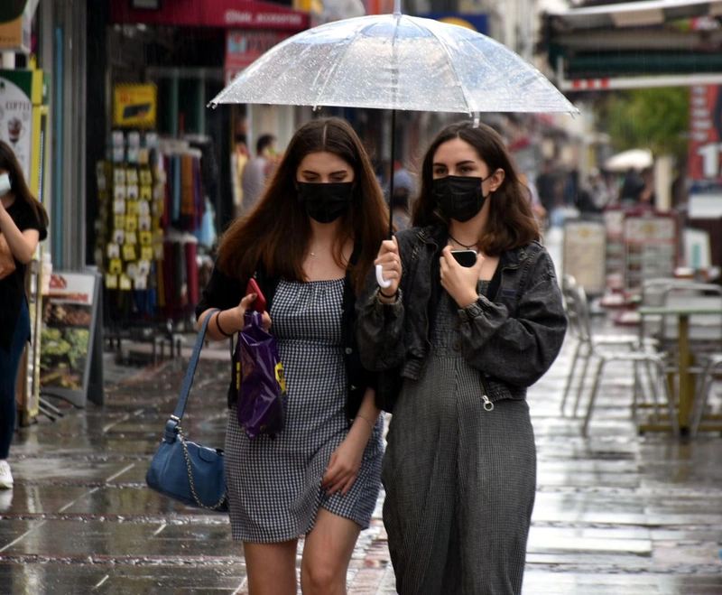 Meteoroloji o şehirleri uyardı! Şiddetli sağanak yağış geliyor